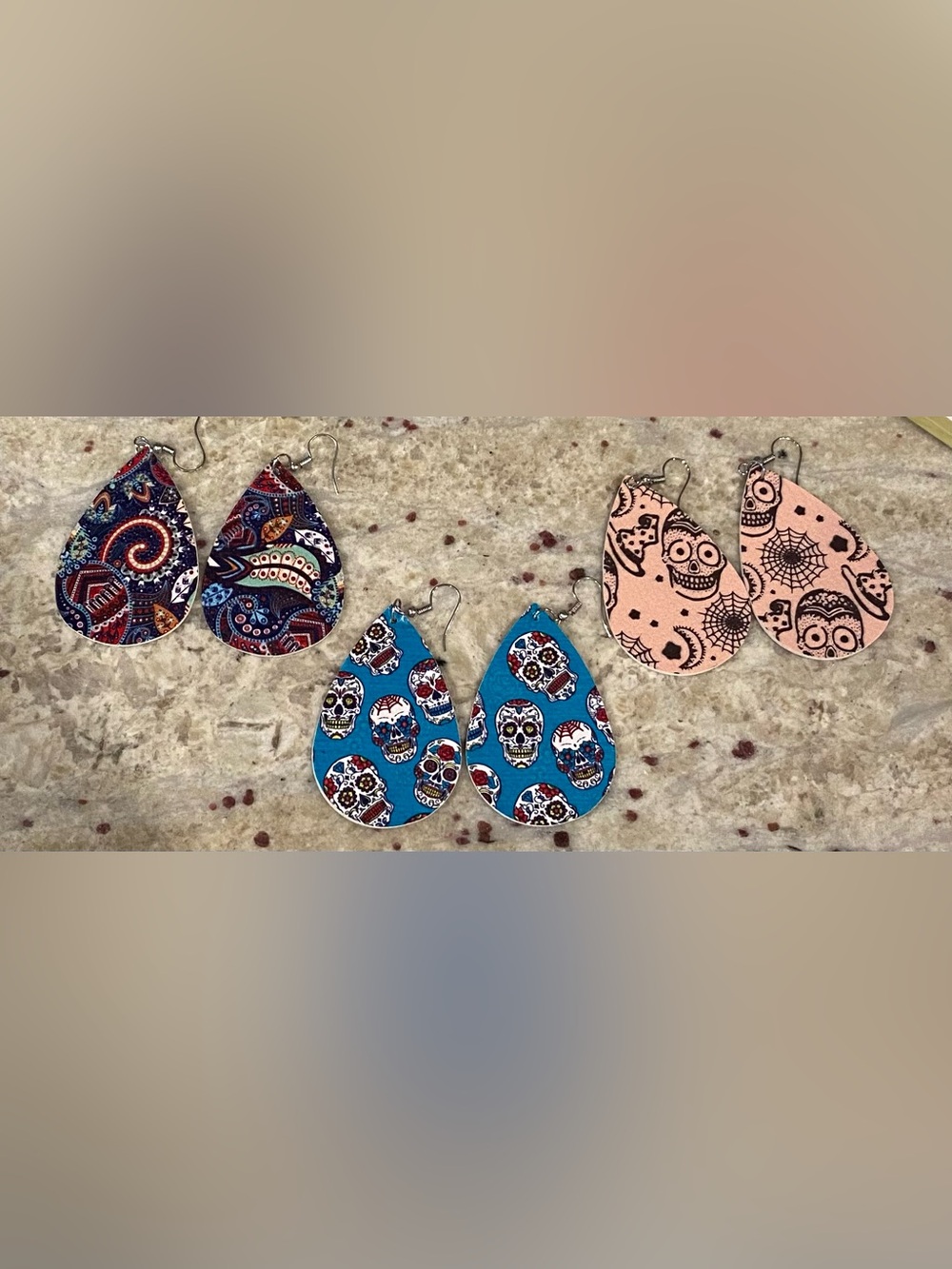 🎉3-Pair Teardrop Leather Earrings Set - Day of the Dead Sugar skulls - Picture 2 of 6